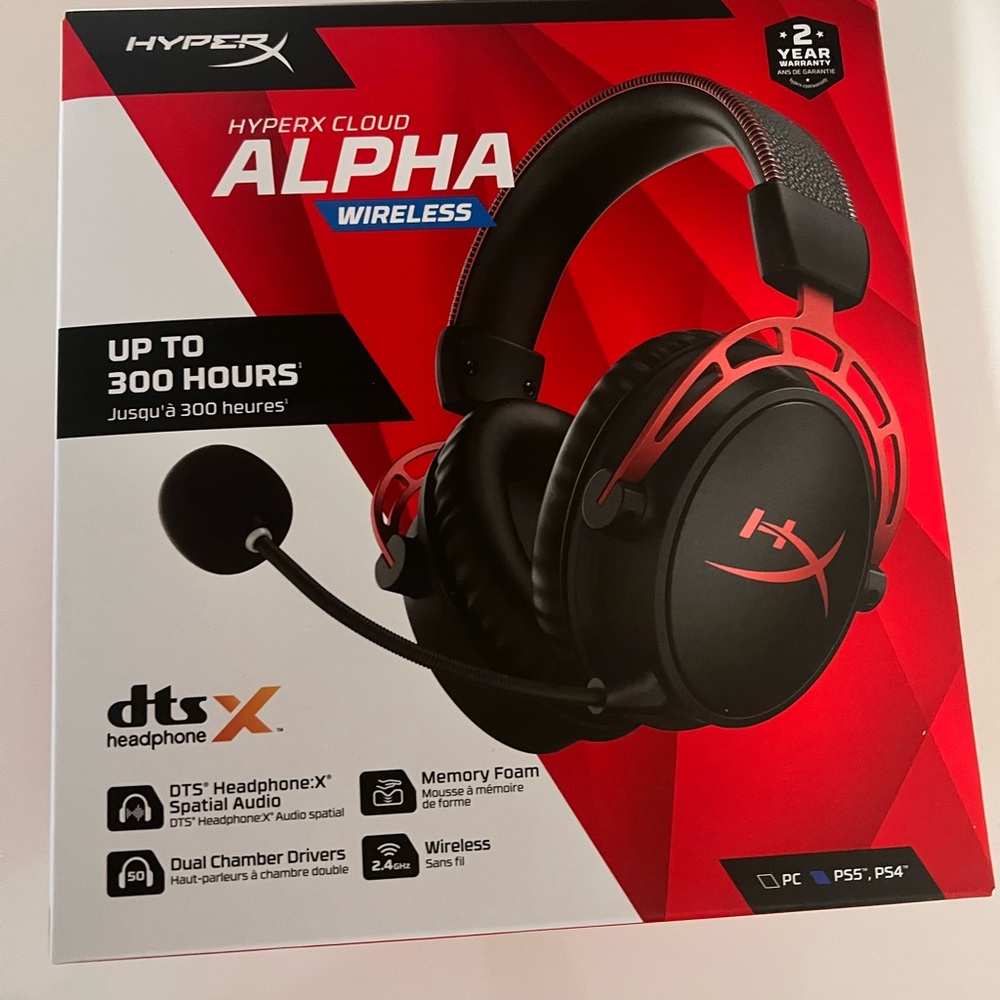 Hype Cloud Alpha Wireless Gaming Headset - Black & Red